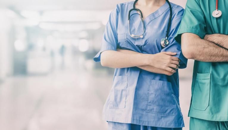 Expert-comptable pour Infirmiers, Infirmières et Sages-Femmes